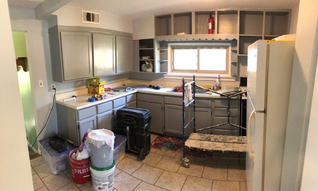 Photo - 162 Armour St