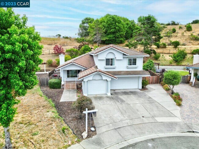 Photo - 5302 Saddleback Ct