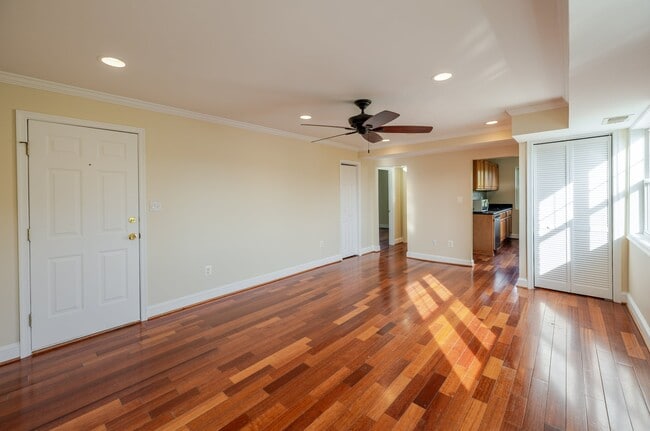 Photo - 3868 9th St SE Unit 302