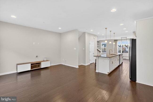 Photo - 7503 Grey Rock Ln