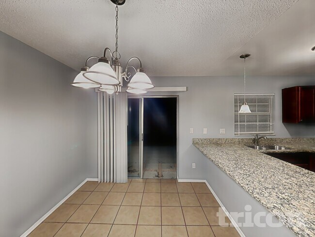 Photo - 1913 Hudson Ct