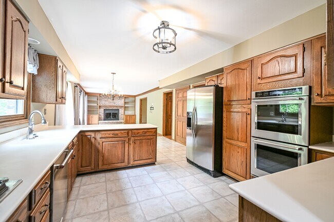 Photo - 5959 Shallow Creek Dr
