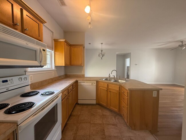 Photo - Charming 2 bedroom condo in North Asheville