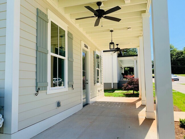 Photo - 1304 Brownwood Ave Unit 1304 Brownwood Ave  1304A AH