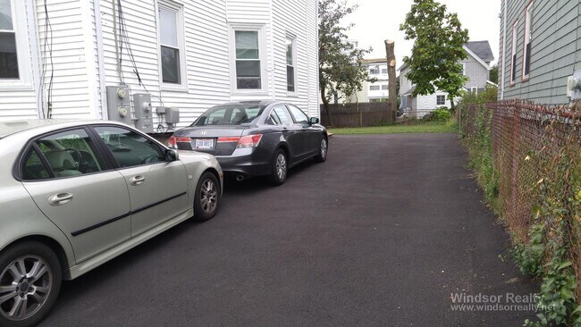 Photo - 39 Watts St Unit 2