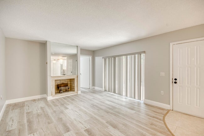 Photo - 1221 12th Ln