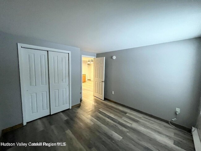 Photo - 143 Vedder Rd Unit 4