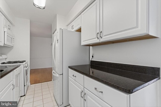 Photo - 11260 Chestnut Grove Square Unit 139