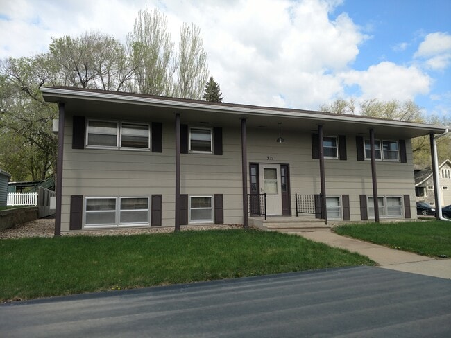 Building Photo - 321 N Rowley St Unit 4