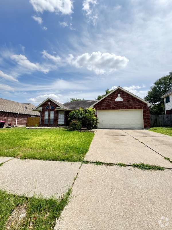 Building Photo - 4619 Trevor Hill Dr Rental