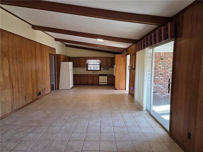 Photo - 1193 Angelia Dr SW