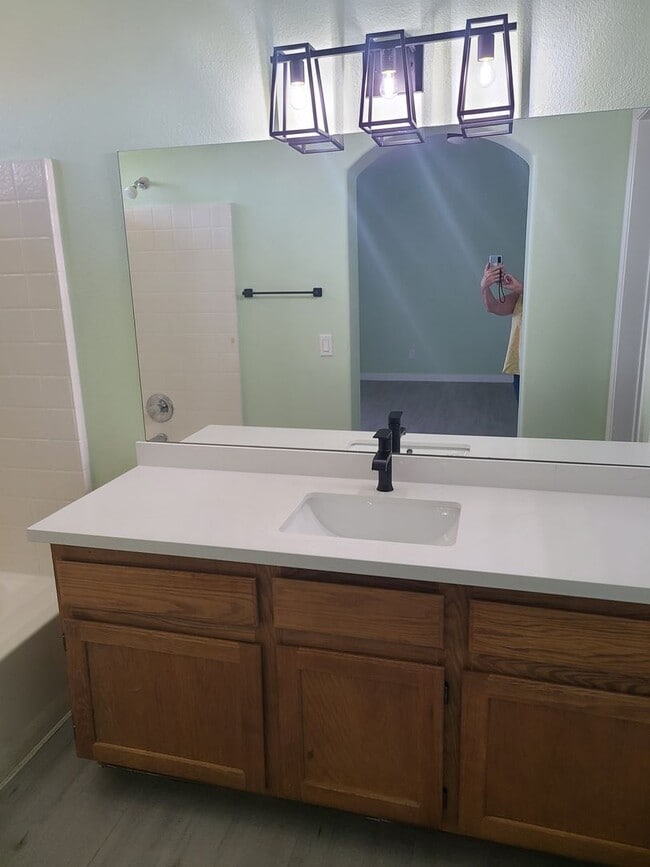 Photo - 3 BDRM 2.5 BATH GATED TOWNHOME