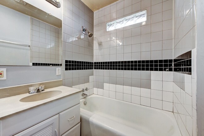 Photo - 2144 Pearson Dr