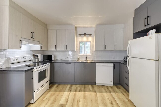 Photo - 1690 Rue Principale Unité SI ID1543100P