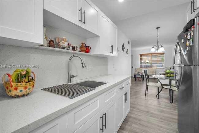 Photo - 6550 Royal Palm Blvd Unidad 108A