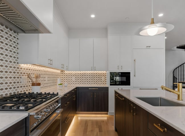 Building Photo - Charming 3 Bedroom Rental