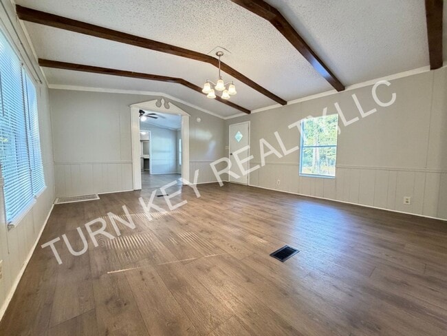 Photo - 161 Higginbotham Rd