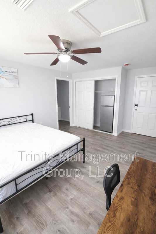 Photo - 1509 E Winding Way