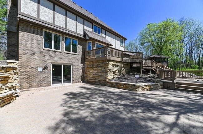 Photo - W2329 St Peters Rd