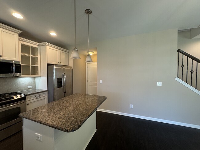 Photo - 5443 Overland Trail