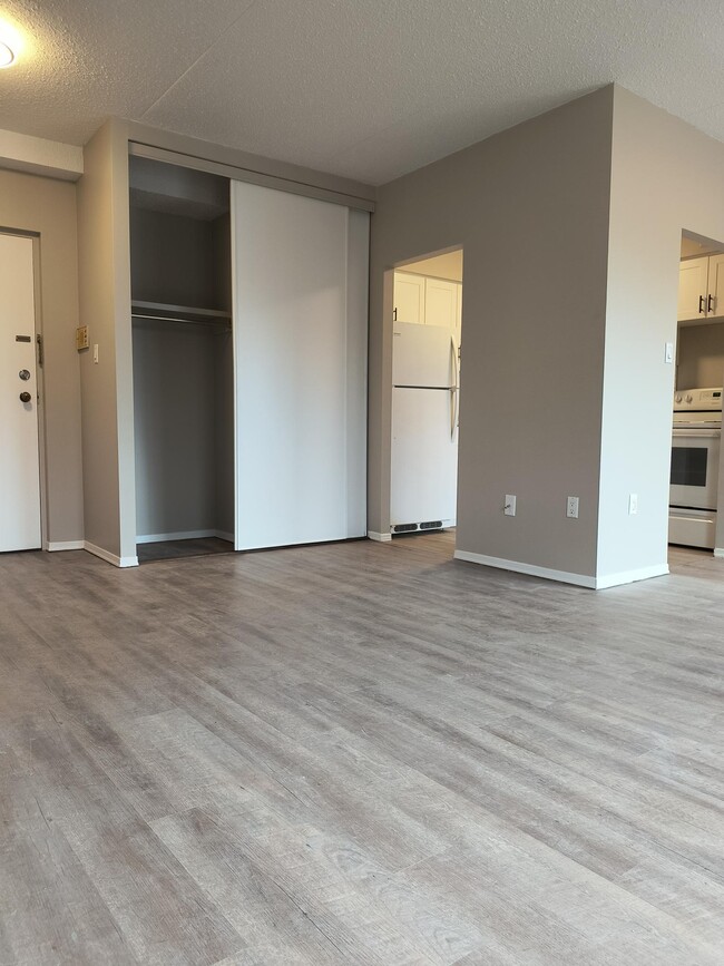 Photo - 72 Tollgate Rd