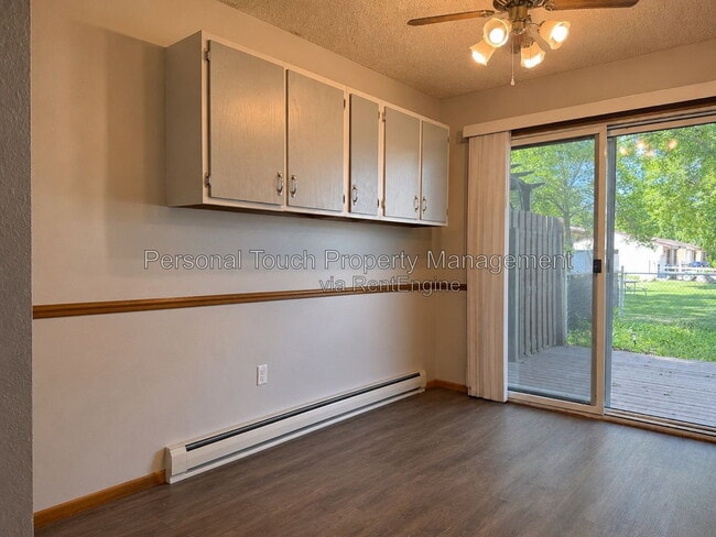 Photo - 3079 22nd St S