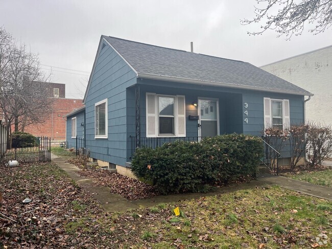 Building Photo - 346 E Mithoff St Rental