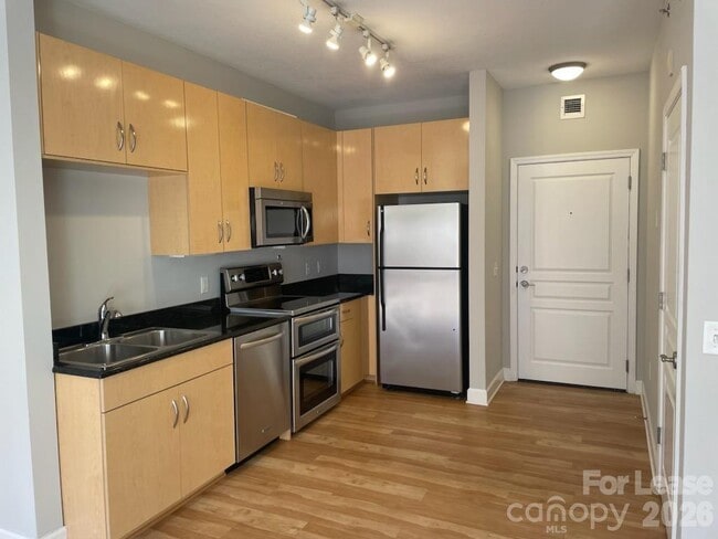 Photo - 1320 Fillmore Ave