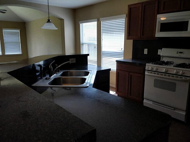 Photo - 14010 Marners Ct