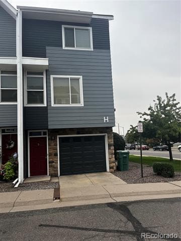 Building Photo - 8751 Pearl St Unit H3 Rental