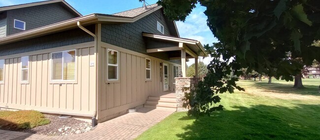 Photo - 49C Chardonnay Dr