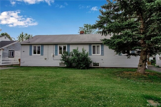 Building Photo - 2 bedroom 1 bath in Cheektowaga : Rental