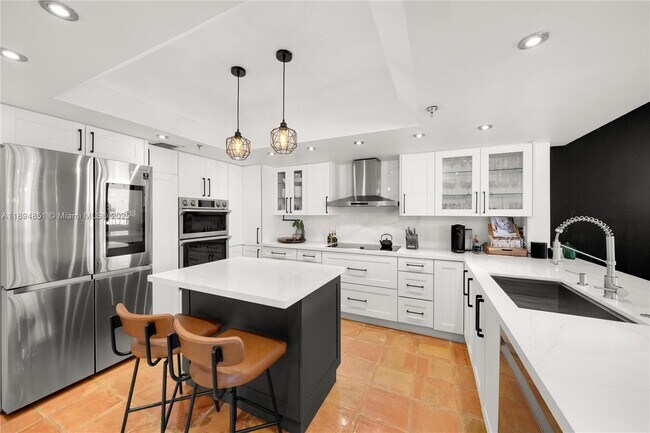 Photo - 520 Brickell Key Dr Unit APH00