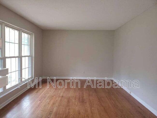 Photo - 3017 Deerfield Rd NW