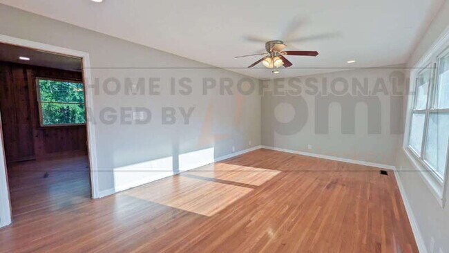 27 Binks Dr