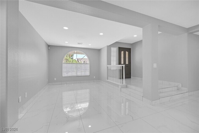 Photo - 265 Via Malorca St