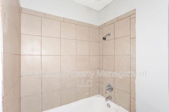 Photo - 3228-3230 E 8th St.