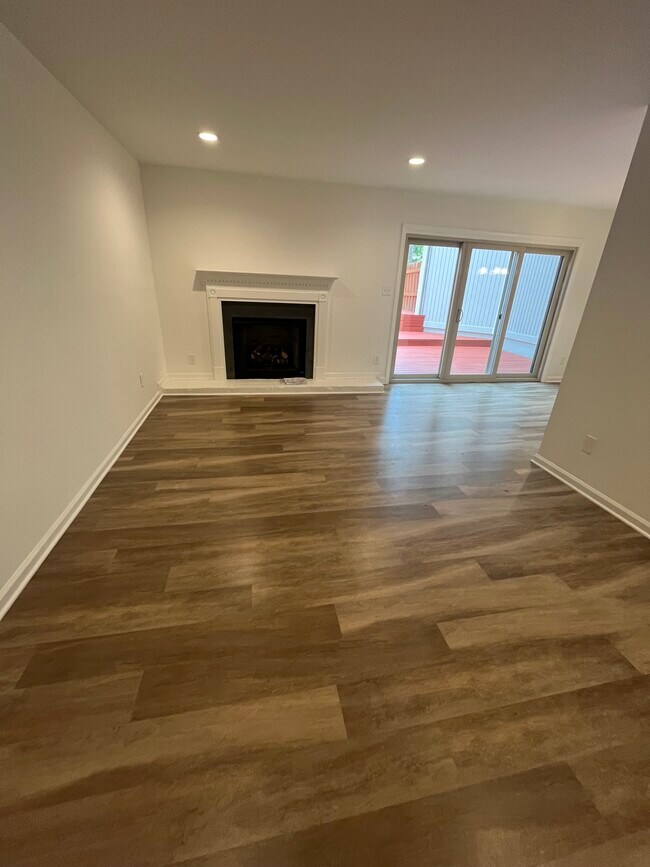 Photo - 7920 Horse Chestnut Ln