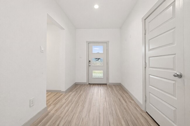 Photo - 3902 Birtley Bnd Wy