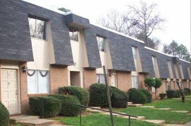 Brook Valley Apartment Homes - Brook Valley Apartment Homes