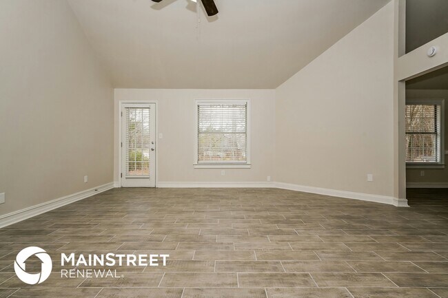 Photo - 110 Emerald Ln