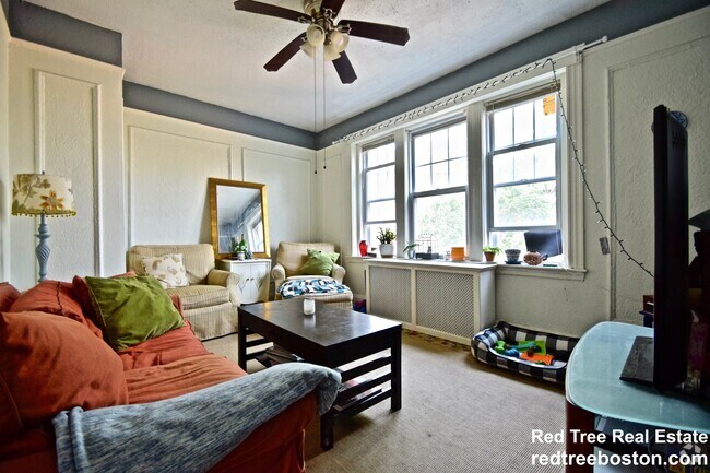 Building Photo - 1691 Commonwealth Ave Unit 22 Rental