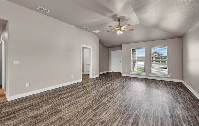 Photo - 13712 Avenue S