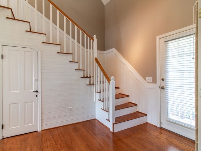 Photo - 123 New Rd