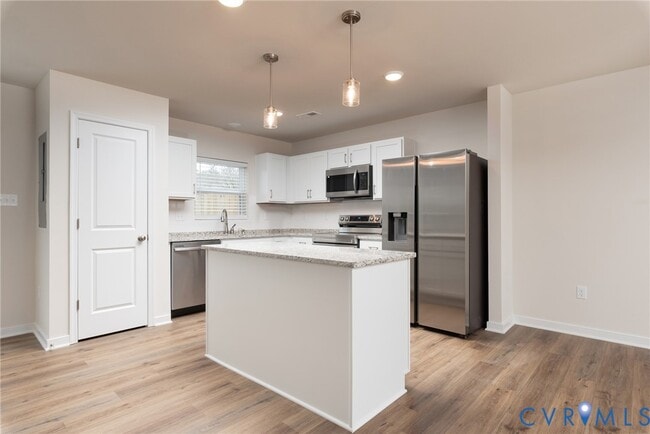 Photo - 5327 Chamberlayne Rd