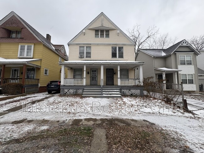 Photo - 632 E 101st St Unit #2