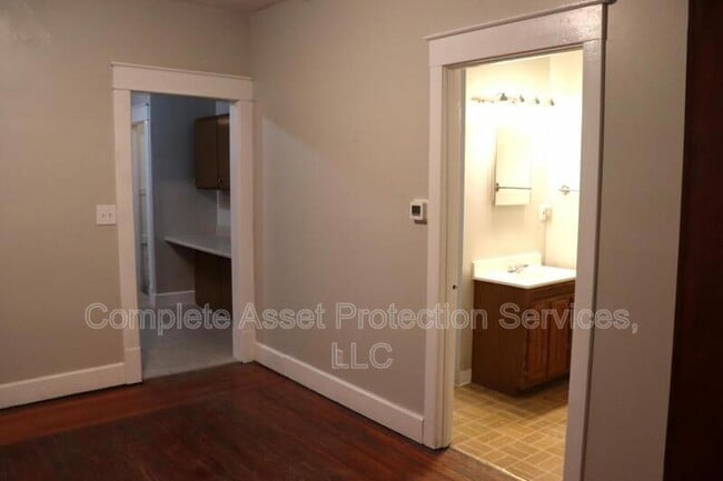 Photo - 308 Harrison St