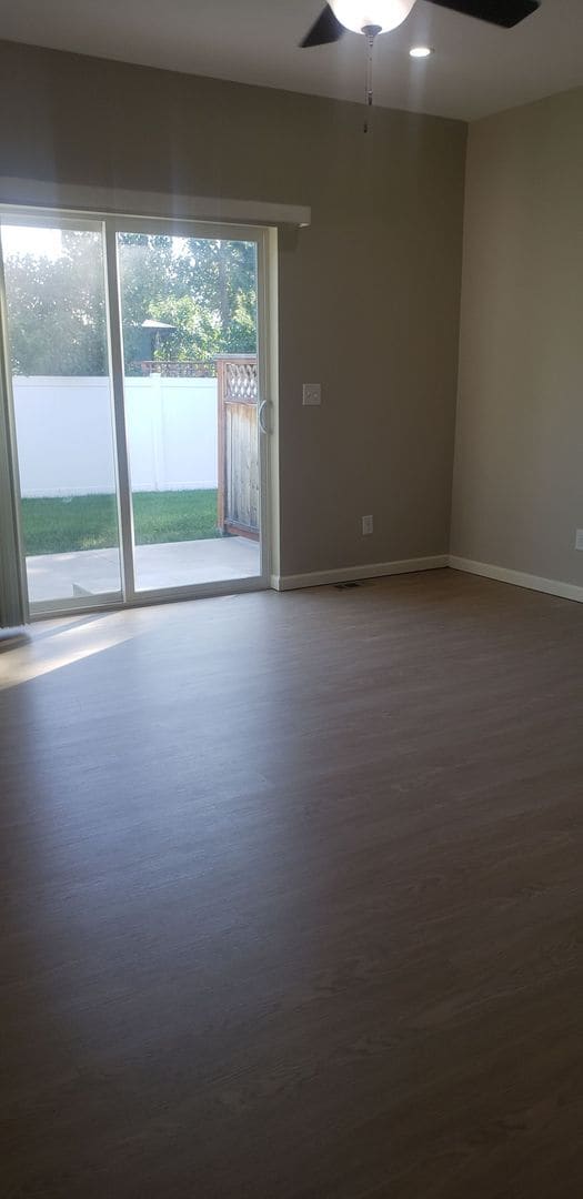Photo - 3 bedroom, 2.5 bath duplex Move In August 10th!!