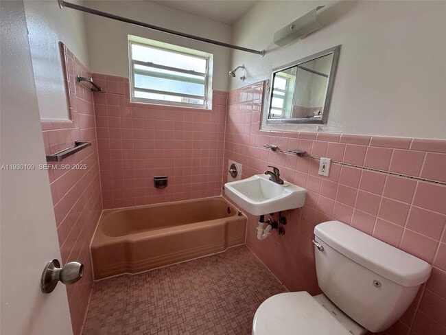 Photo - 6451 W Flagler St Unidad 9