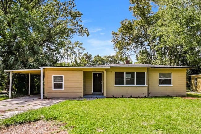 Building Photo - 2844 Myra St